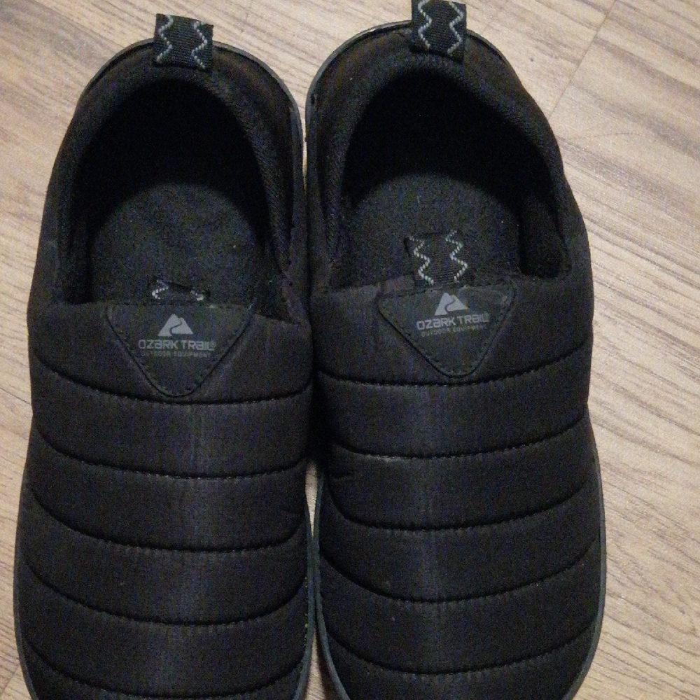 Ozark Trail Black Quilted Slip-Ons